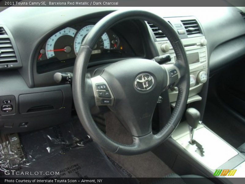 Barcelona Red Metallic / Dark Charcoal 2011 Toyota Camry SE