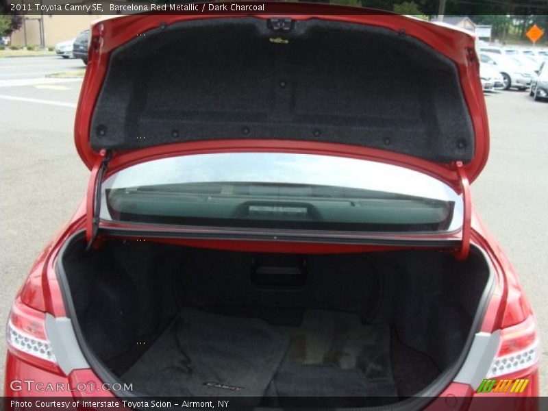 Barcelona Red Metallic / Dark Charcoal 2011 Toyota Camry SE