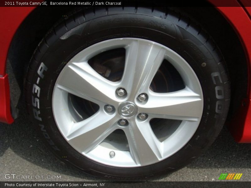 Barcelona Red Metallic / Dark Charcoal 2011 Toyota Camry SE