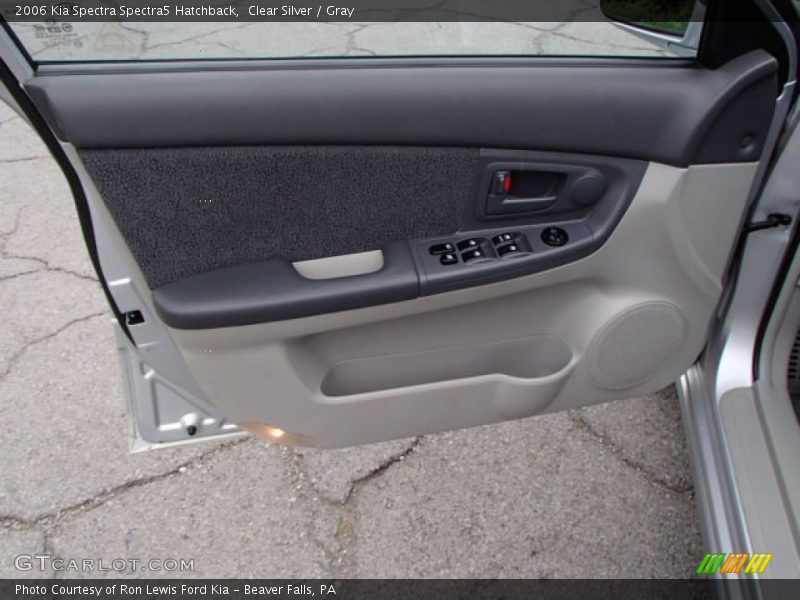 Clear Silver / Gray 2006 Kia Spectra Spectra5 Hatchback