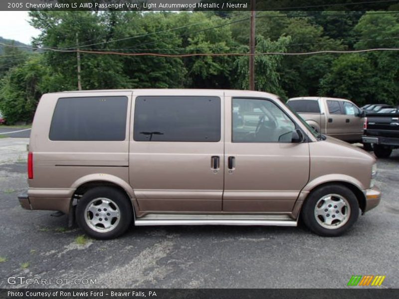  2005 Astro LS AWD Passenger Van Light Autumnwood Metallic