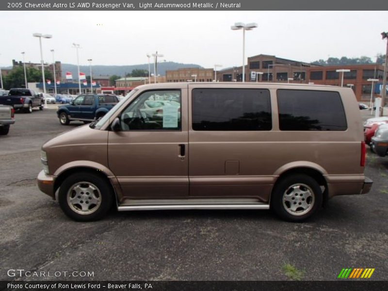 Light Autumnwood Metallic / Neutral 2005 Chevrolet Astro LS AWD Passenger Van