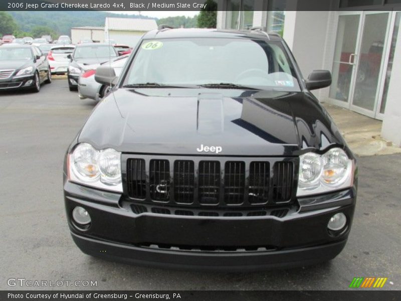 Black / Medium Slate Gray 2006 Jeep Grand Cherokee Laredo 4x4
