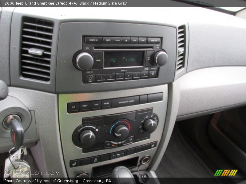 Controls of 2006 Grand Cherokee Laredo 4x4