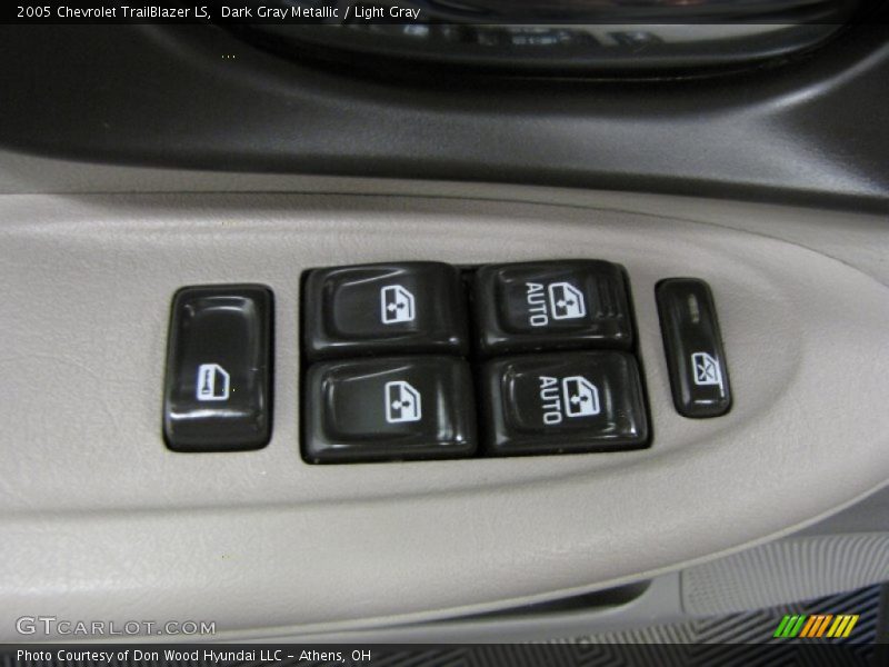 Dark Gray Metallic / Light Gray 2005 Chevrolet TrailBlazer LS