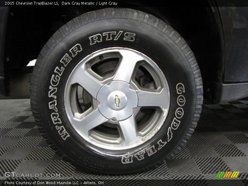 Dark Gray Metallic / Light Gray 2005 Chevrolet TrailBlazer LS