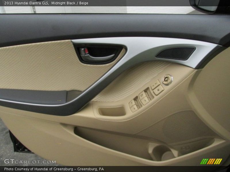 Midnight Black / Beige 2013 Hyundai Elantra GLS