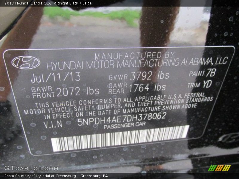 Midnight Black / Beige 2013 Hyundai Elantra GLS