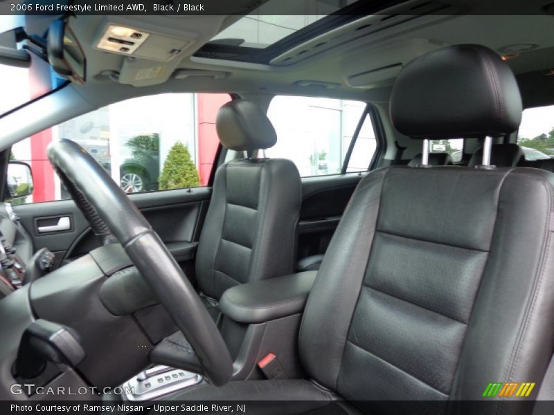 Front Seat of 2006 Freestyle Limited AWD