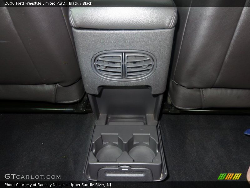 Black / Black 2006 Ford Freestyle Limited AWD