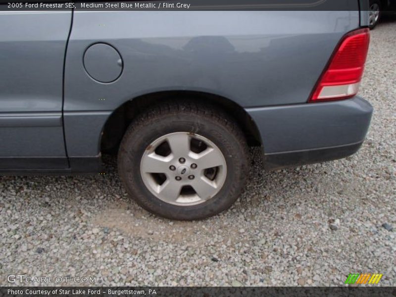 Medium Steel Blue Metallic / Flint Grey 2005 Ford Freestar SES