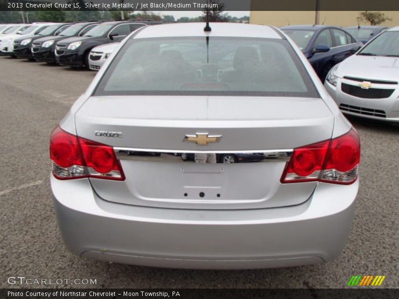 Silver Ice Metallic / Jet Black/Medium Titanium 2013 Chevrolet Cruze LS