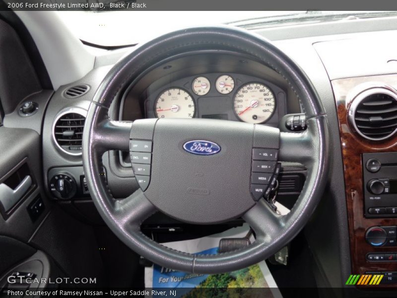 2006 Freestyle Limited AWD Steering Wheel