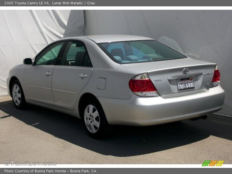 Lunar Mist Metallic / Gray 2005 Toyota Camry LE V6
