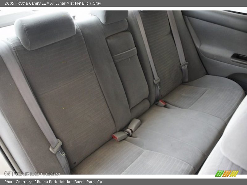 Lunar Mist Metallic / Gray 2005 Toyota Camry LE V6