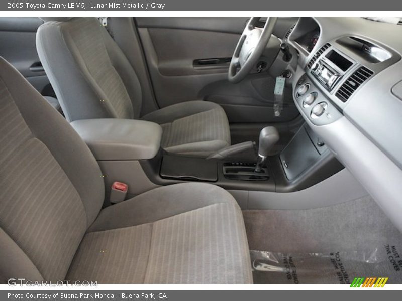 Lunar Mist Metallic / Gray 2005 Toyota Camry LE V6
