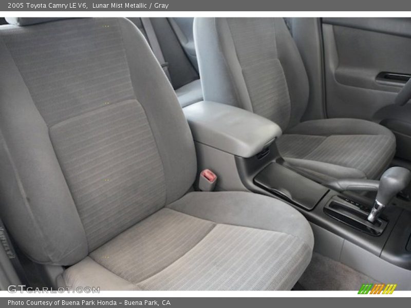 Lunar Mist Metallic / Gray 2005 Toyota Camry LE V6