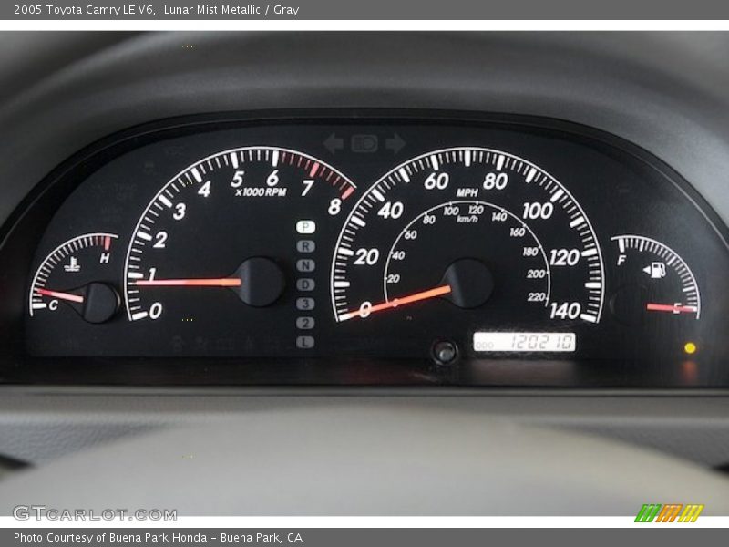 Lunar Mist Metallic / Gray 2005 Toyota Camry LE V6