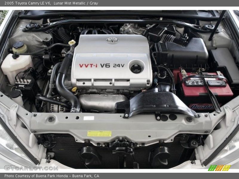 Lunar Mist Metallic / Gray 2005 Toyota Camry LE V6