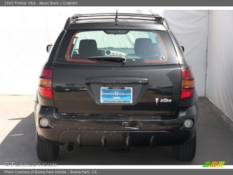 Abyss Black / Graphite 2003 Pontiac Vibe