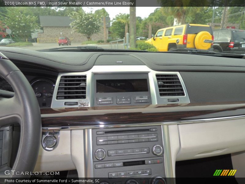 Ingot Silver Metallic / Cashmere/Fine Line Ebony 2010 Lincoln MKS FWD