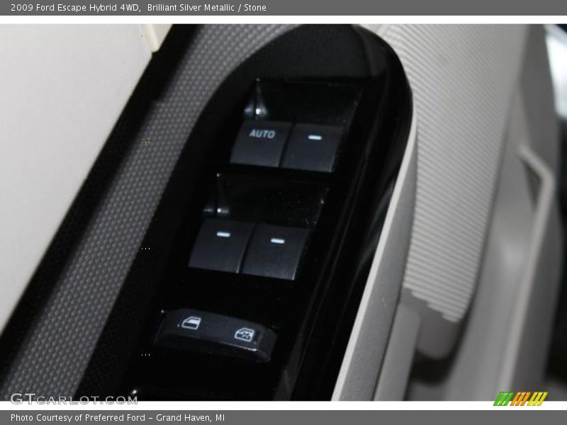 Brilliant Silver Metallic / Stone 2009 Ford Escape Hybrid 4WD