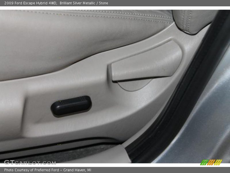 Brilliant Silver Metallic / Stone 2009 Ford Escape Hybrid 4WD