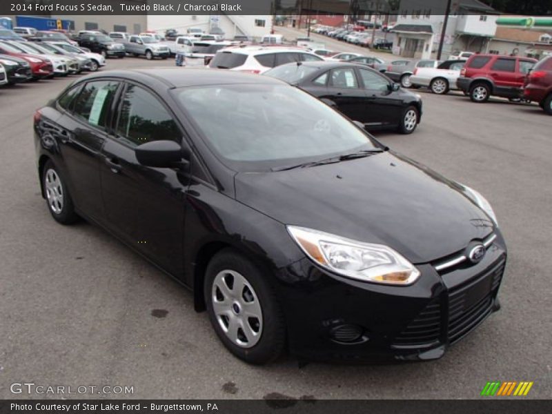 Tuxedo Black / Charcoal Black 2014 Ford Focus S Sedan