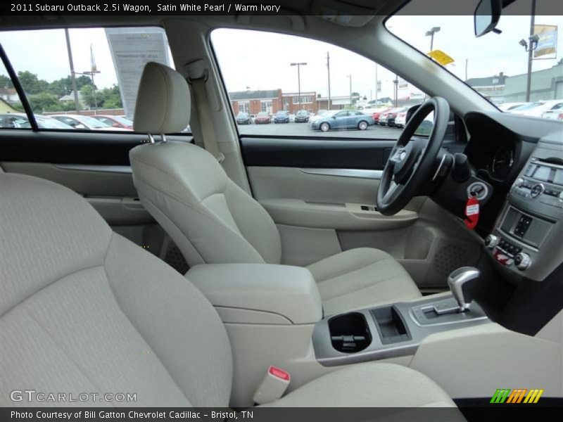 Satin White Pearl / Warm Ivory 2011 Subaru Outback 2.5i Wagon