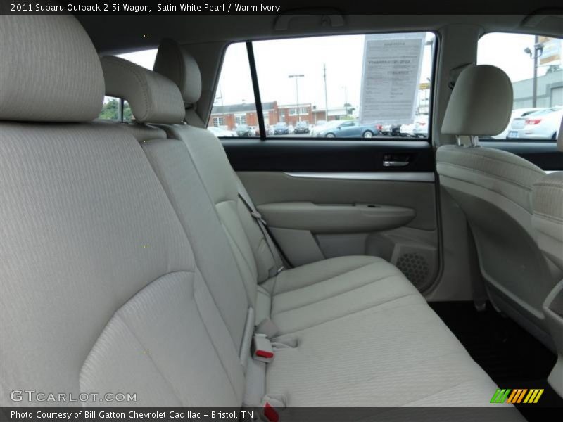 Satin White Pearl / Warm Ivory 2011 Subaru Outback 2.5i Wagon