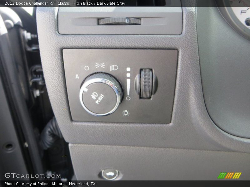 Pitch Black / Dark Slate Gray 2012 Dodge Challenger R/T Classic