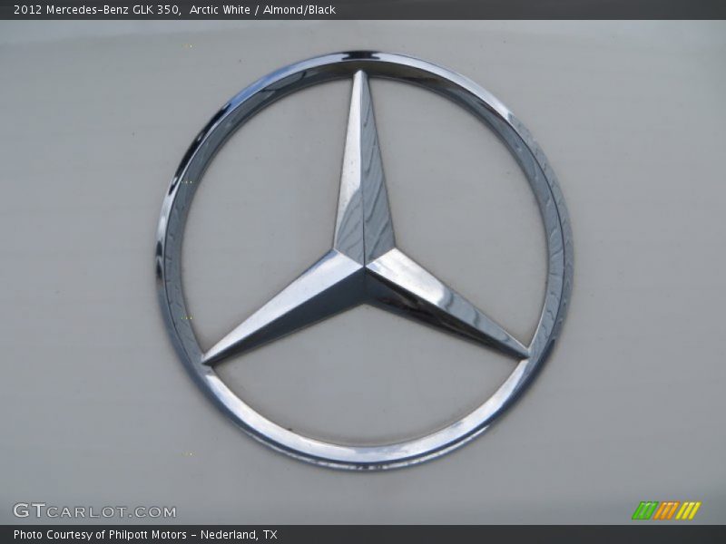 Arctic White / Almond/Black 2012 Mercedes-Benz GLK 350