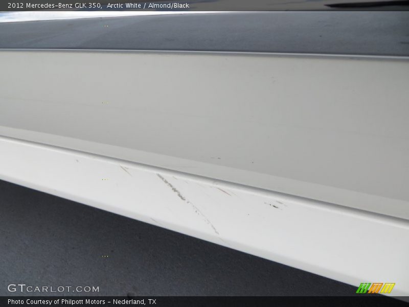 Arctic White / Almond/Black 2012 Mercedes-Benz GLK 350