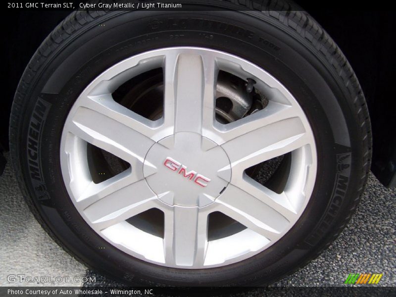 Cyber Gray Metallic / Light Titanium 2011 GMC Terrain SLT