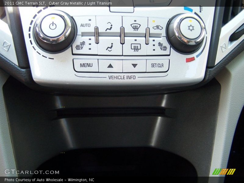 Cyber Gray Metallic / Light Titanium 2011 GMC Terrain SLT