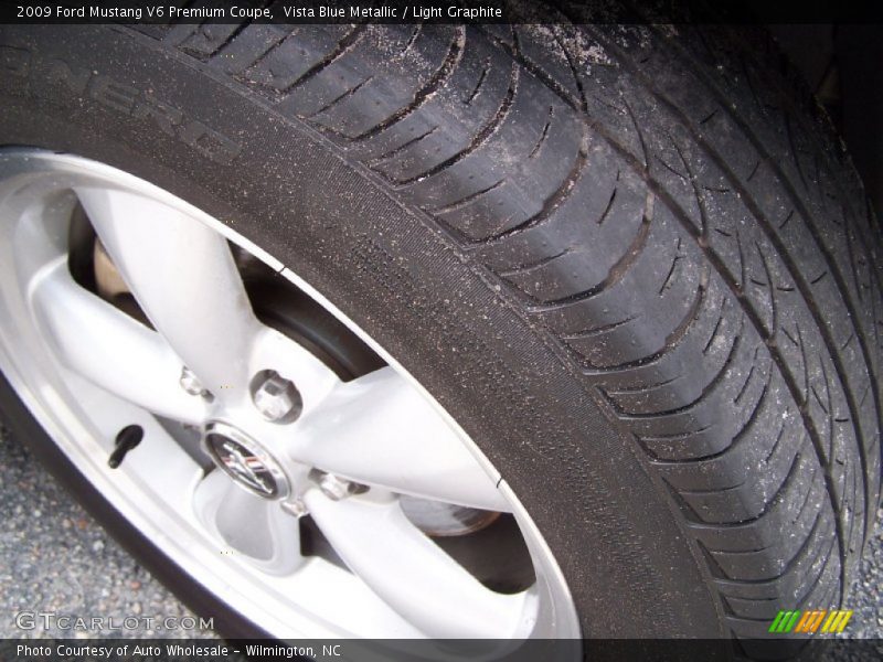 Vista Blue Metallic / Light Graphite 2009 Ford Mustang V6 Premium Coupe