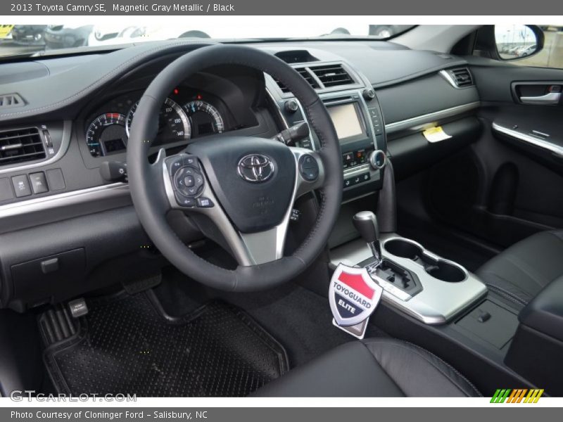 Magnetic Gray Metallic / Black 2013 Toyota Camry SE