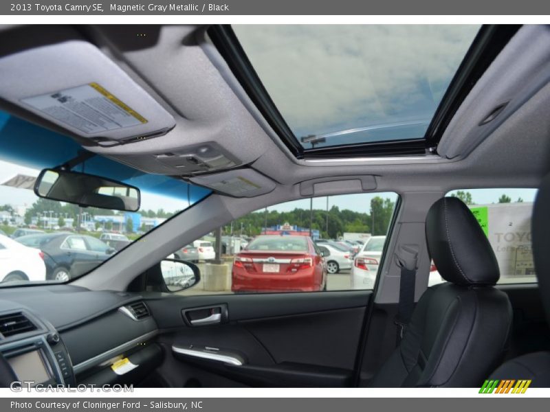 Magnetic Gray Metallic / Black 2013 Toyota Camry SE