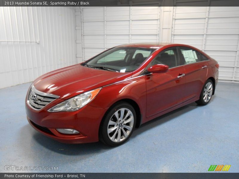 Sparkling Ruby / Black 2013 Hyundai Sonata SE