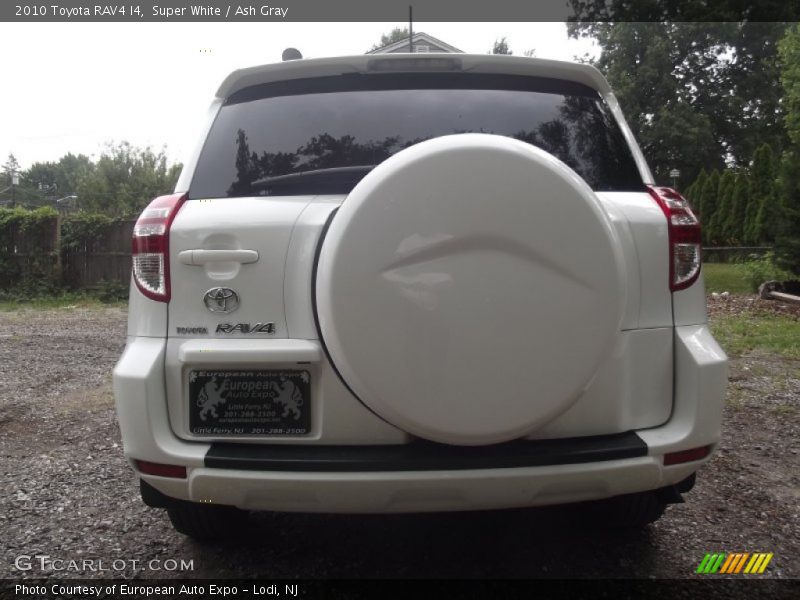 Super White / Ash Gray 2010 Toyota RAV4 I4