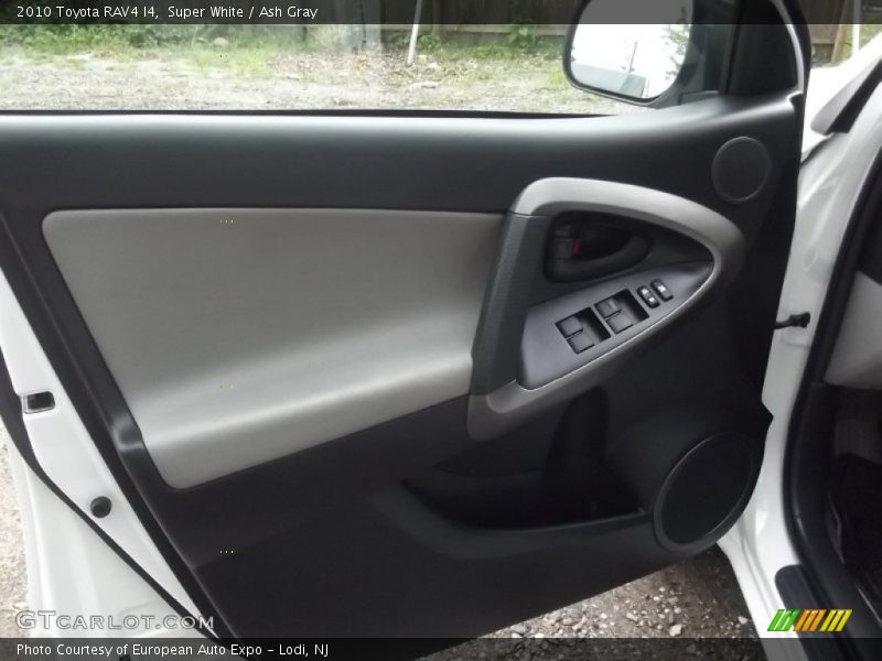 Super White / Ash Gray 2010 Toyota RAV4 I4