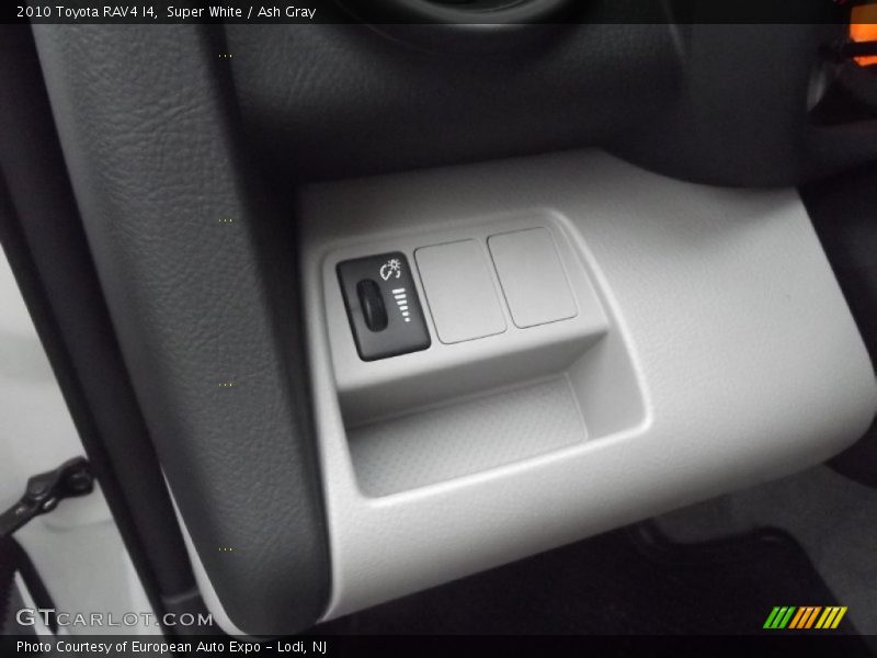 Super White / Ash Gray 2010 Toyota RAV4 I4