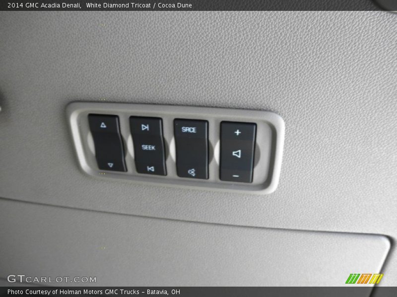 White Diamond Tricoat / Cocoa Dune 2014 GMC Acadia Denali