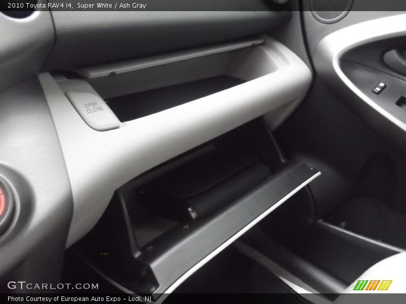 Super White / Ash Gray 2010 Toyota RAV4 I4