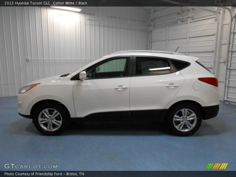 Cotton White / Black 2013 Hyundai Tucson GLS