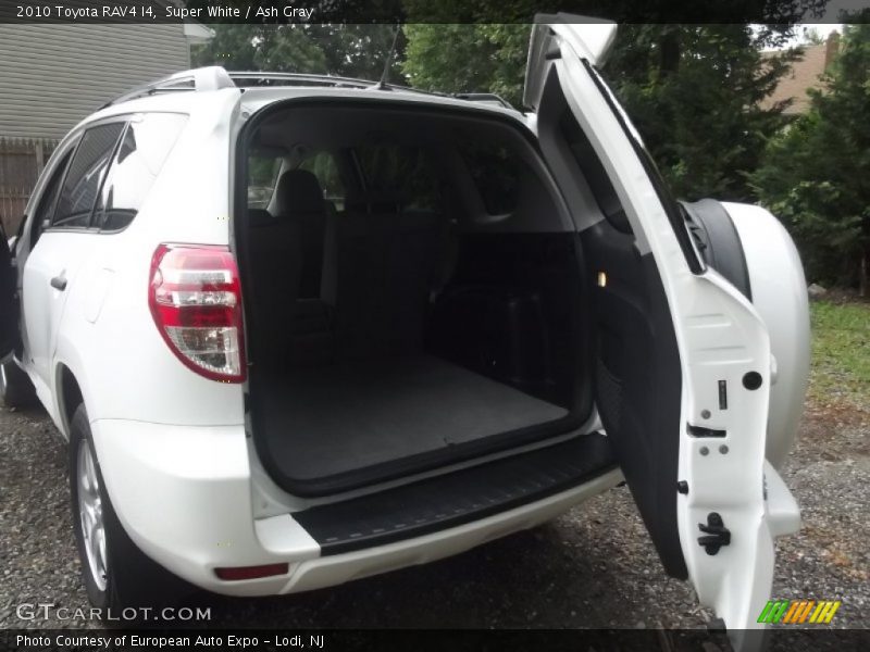Super White / Ash Gray 2010 Toyota RAV4 I4