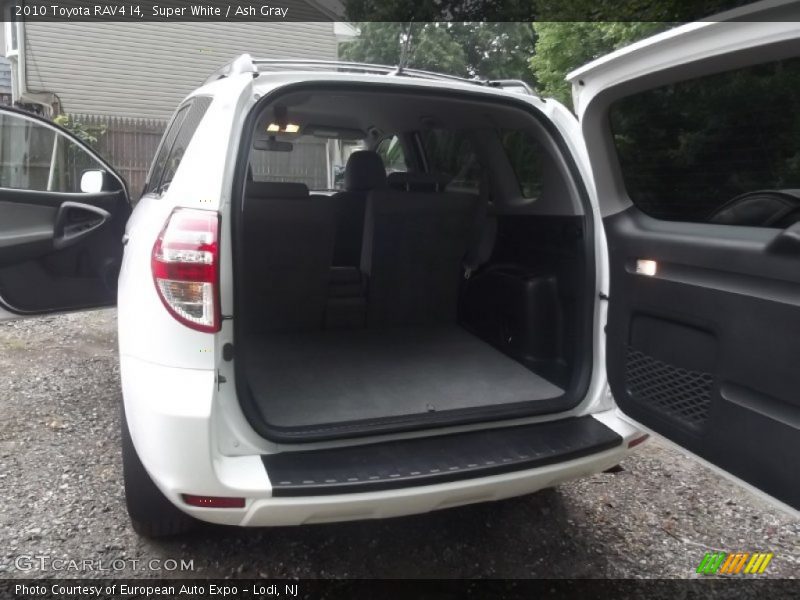 Super White / Ash Gray 2010 Toyota RAV4 I4