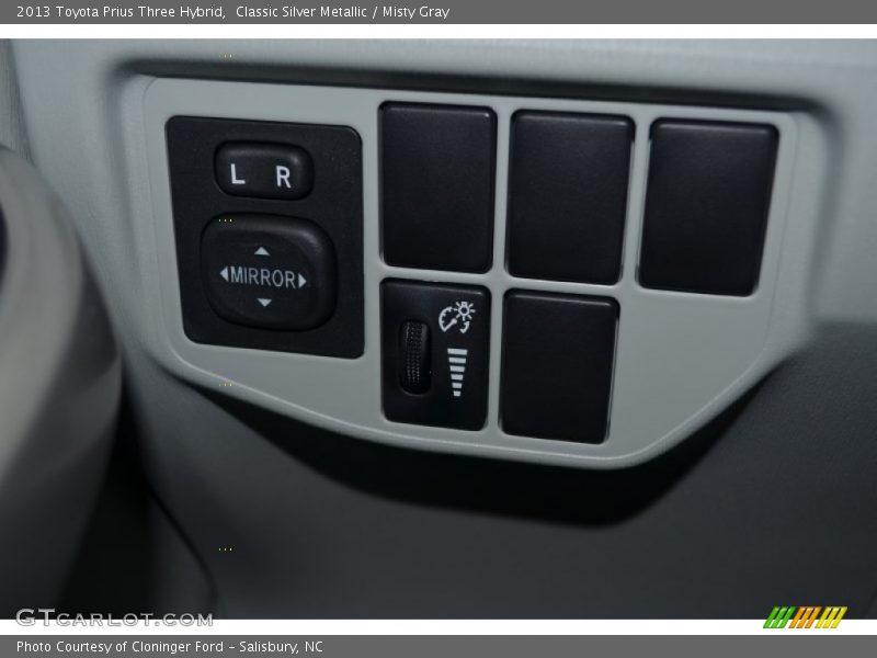 Classic Silver Metallic / Misty Gray 2013 Toyota Prius Three Hybrid