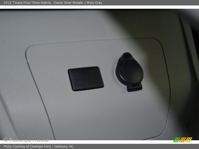 Classic Silver Metallic / Misty Gray 2013 Toyota Prius Three Hybrid
