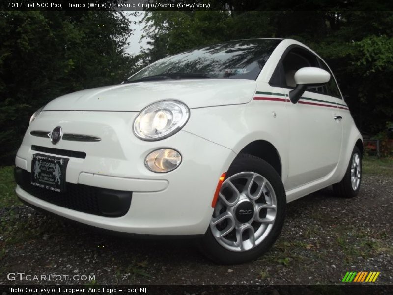 Bianco (White) / Tessuto Grigio/Avorio (Grey/Ivory) 2012 Fiat 500 Pop